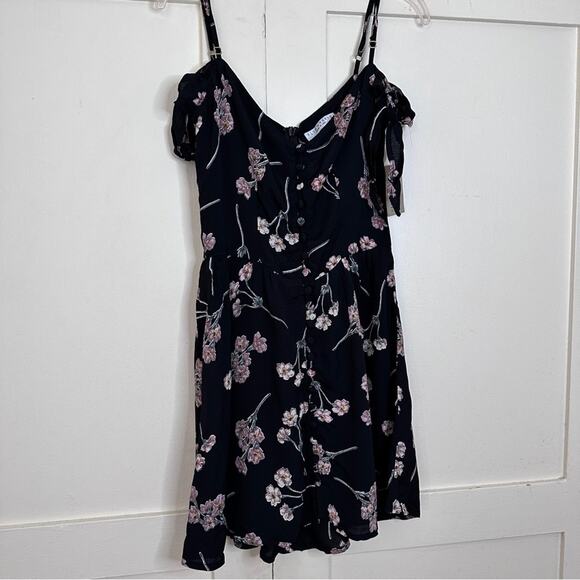 NWT Flynn Skye Bodhi Floral Button Front Mini Dress XS - Picture 2 of 6